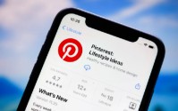 Pinterest计划裁员15% 声称全面布局人工智能领域 股价大跌7%