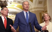 参议院拨款协议投票遇阻，美国政府周六或将陷入部分停摆