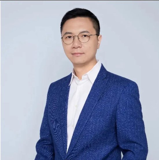 清华田轩，转任北大博雅特聘教授