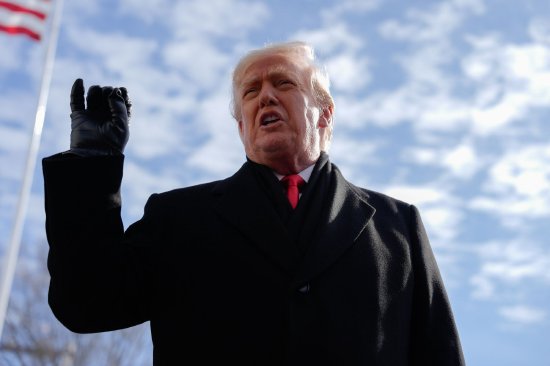 美国明州执法风波持续发酵 特朗普发声力挺国土安全部长