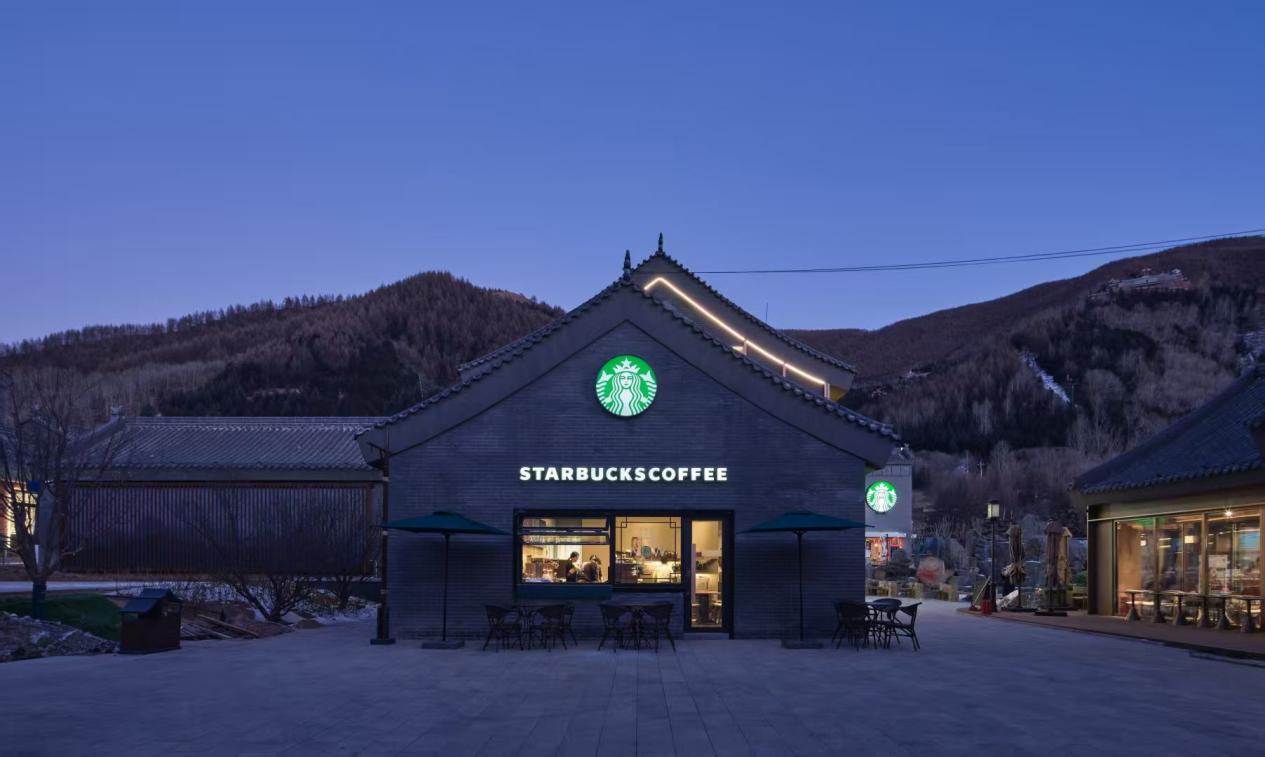 官宣合资后首份成绩单来了！博裕预计今年春季接手星巴克中国控股权，8011家店将不再“直营”