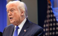 反击联邦最高法院裁决，特朗普宣布：10%的“全球进口关税”税率将升至15%