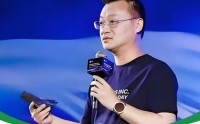 捐完7个亿 ，彭永东还有更难的路要走
