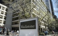 瞄准迷你百万富豪 黑石首度面向个人投资者推出对冲基金产品