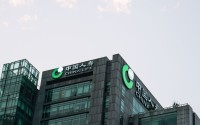 平安再增持中国人寿H股，持股比例超11%，总持仓超8.24亿股
