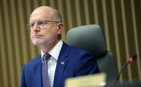 美国联邦通信委员会推进将电信呼叫中心迁回美国的计划