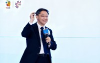 刘庆峰：有信心，讯飞AI眼镜会成为每个人眼前的超级助理