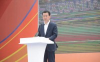 儒意入主，万达电影易帜