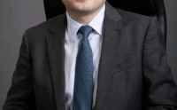 万家方一天或加盟华安基金
