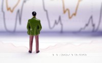 上市公司偏爱短期标品信托 分析师：信托风险未完全出清