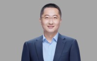大换血！中泰资管董事长、总经理同日换人，百亿基金经理姜诚代任总经理，姜天坊任董事长
