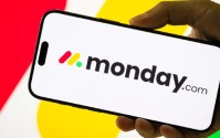 受AI颠覆担忧加剧影响，软件股Monday.com大跌19%