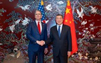 图讯丨中美在韩国举行经贸磋商