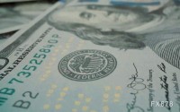 美元预测：避险资金回流，美元指数瞄准97.522关键突破位