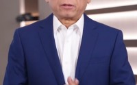 长城汽车董事长魏建军致歉 因其海报抄袭路虎设计创意