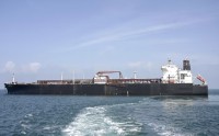 高盛因霍尔木兹海峡封锁持续上调油价预期