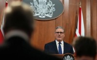 英国重申：美国不得利用其基地发动攻击