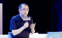 岚图卢放谈华为鸿蒙与自研逍遥座舱：是合作也是比赛
