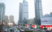 今年1-2月，上海又揽128家首店，面对电商红海，他们出招了