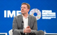 对话麻省理工FutureTech负责人汤普森: 从生产率到分配，AI如何重塑全球经济结构