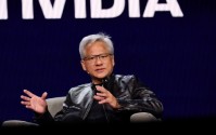 英伟达CEO黄仁勋呼吁科技业领袖避免散布人工智能恐慌情绪