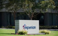 Experian业绩指引不及预期 股价走低