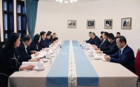 进出口银行董事长陈怀宇与新华社社长傅华举行会谈