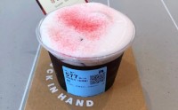 时隔三年，瑞幸正式“卖酒”