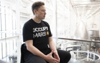 马斯克言论与IPO文件内容相悖，SpaceX质疑者再添担忧
