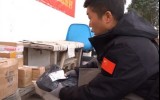 拼多多“兜底”快递进村中转费 偏远乡村加速进入“包邮区”