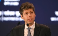 奥特曼为AI资源消耗辩护：用水担忧是假的，人类也会消耗能源