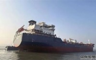 武昌造船18500DWT油化船5号船离厂试航