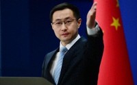 日本网友批评高市访美姿态谄媚，外交部回应