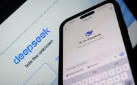 这次DeepSeek没炸市场，因为它在等一个更大的爆点