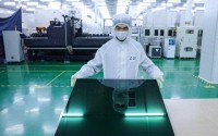 银价推涨光伏组件报价，下游企业承压涨价至近1元/瓦