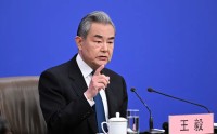 王毅谈高市早苗：14亿中国人民绝不允许任何人再为殖民张目，为侵略翻案！