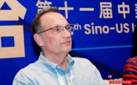 蓝衫集团董事总经理Gary Dvorchak：AI可以取代重复性工作，但上千万人在未来两三年将失去工作