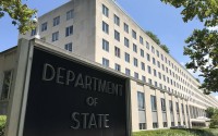 美国务院建议全球各地美国公民提高警惕