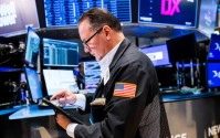 盘前：逢低买盘推动科技股走高 纳指期货涨0.71%