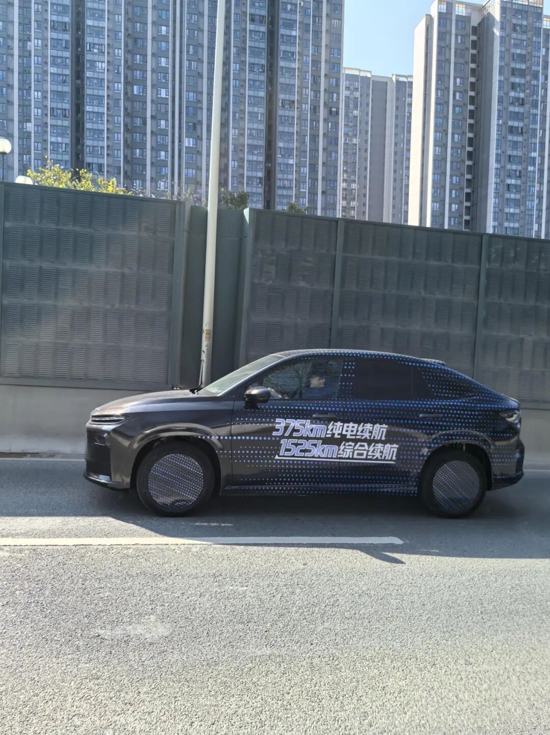 吉利中国星首推375 km超长纯电续航增程车，终结A+级SUV市场的“价值困局”