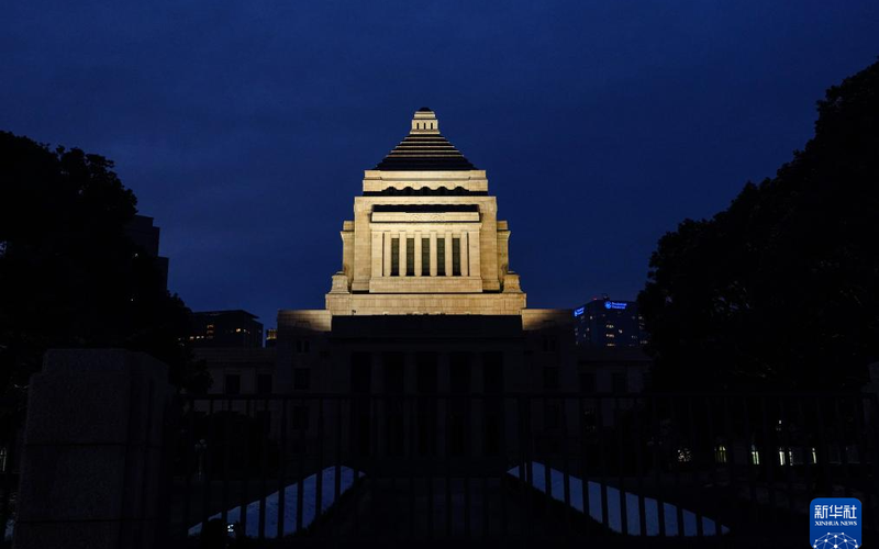 高市早苗继续执政，三大雷区横亘在前
