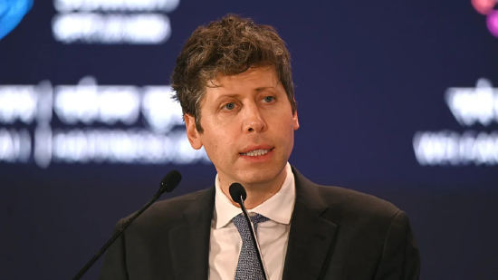 奥特曼为AI资源消耗辩护:用水担忧是假的,人类也会消耗能源