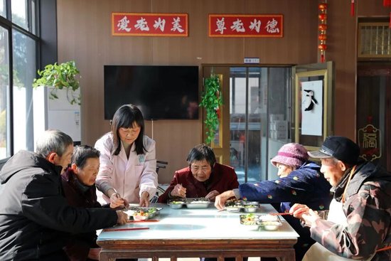 何为正确政绩观？新华社推出重磅通讯