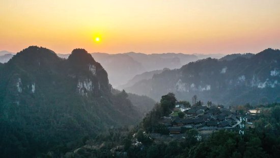 何为正确政绩观？新华社推出重磅通讯