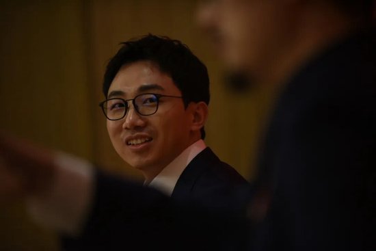 泡泡玛特千亿反击战：王宁给LABUBU踩了脚刹车