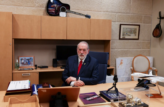 美可能发动打击在即,美驻以大使强调迅速离境的重要性:今天就走