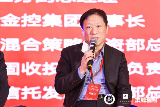 银华基金业务副总经理吴伟:新时代产品锚定增厚收益、降低波动,聚焦全球周期与科技动能