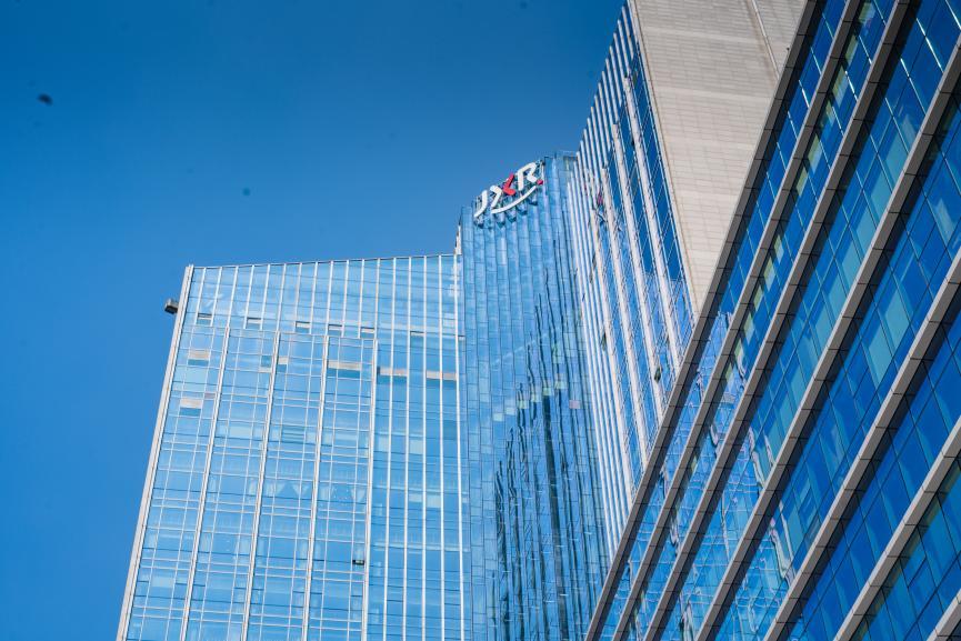 生育力保存为何成两会热词？委员代表龙头企业这样看