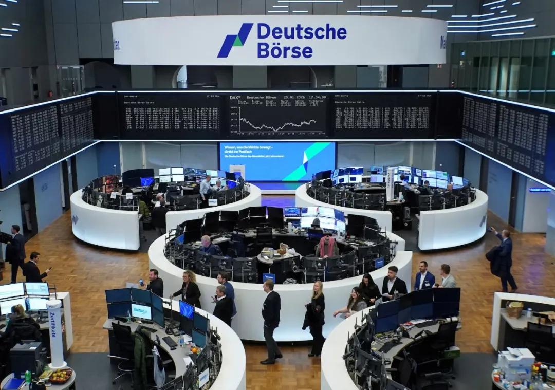 欧元EURUSD承压:德国1月工业订单暴跌11%,投资者信心崩塌,欧洲央行政策陷入两难