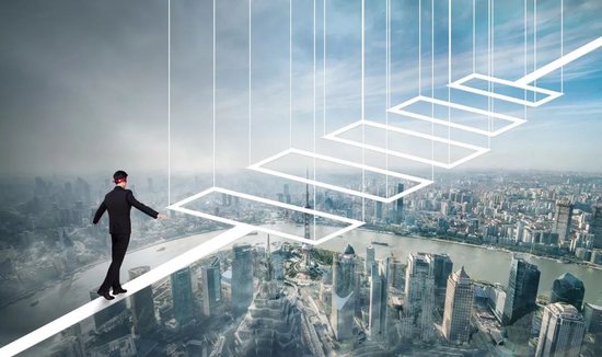 驭势科技驶向港股IPO,新进第一大客户注册资本仅100万